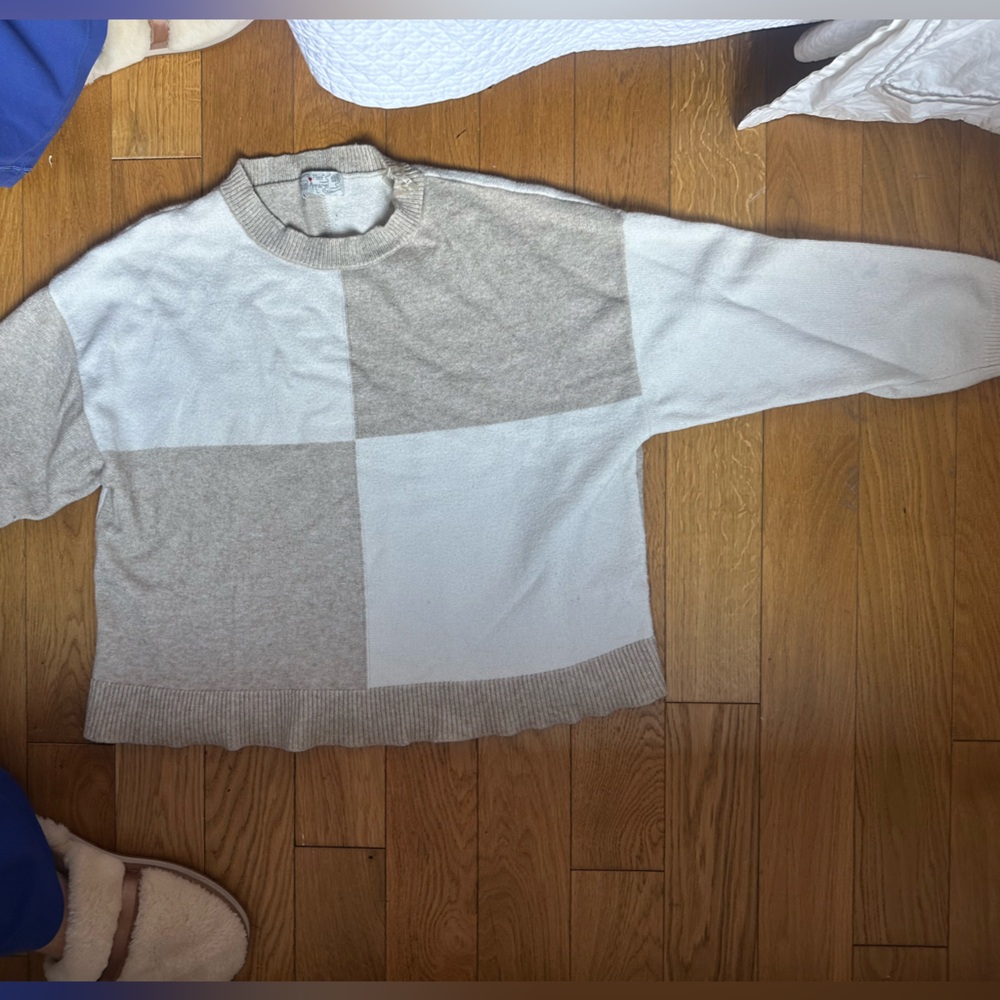 Chic Color Block Sweater - light brown and white checkered
